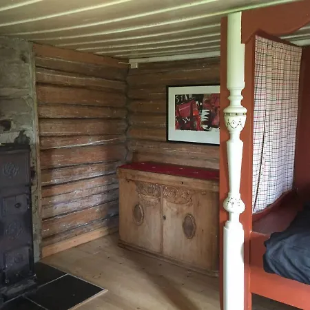 Holiday home Sostuen